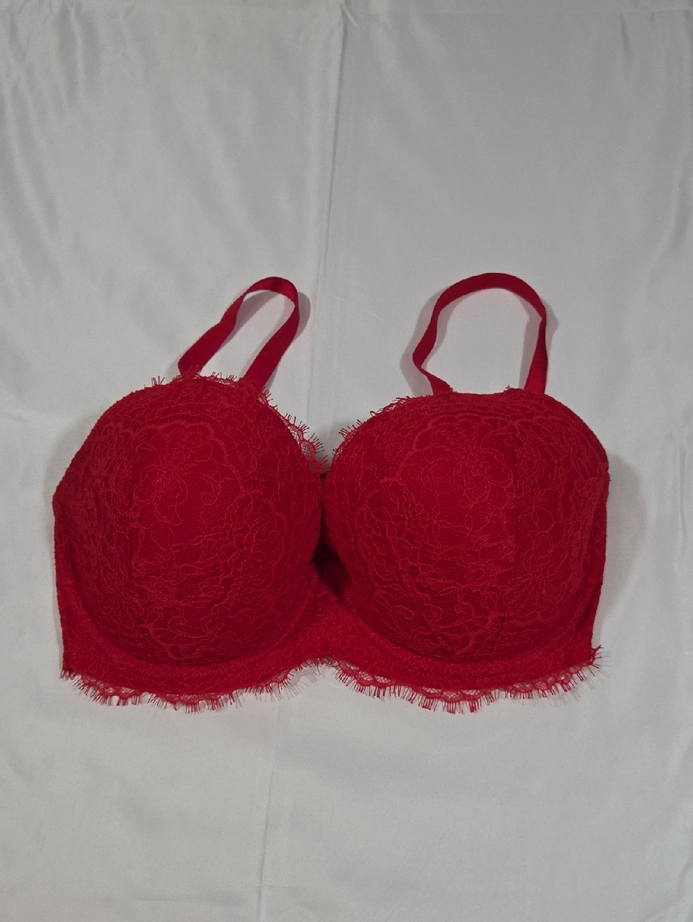 Victoria's Secret Red Lace Bra Size 34DDD Dream Angels